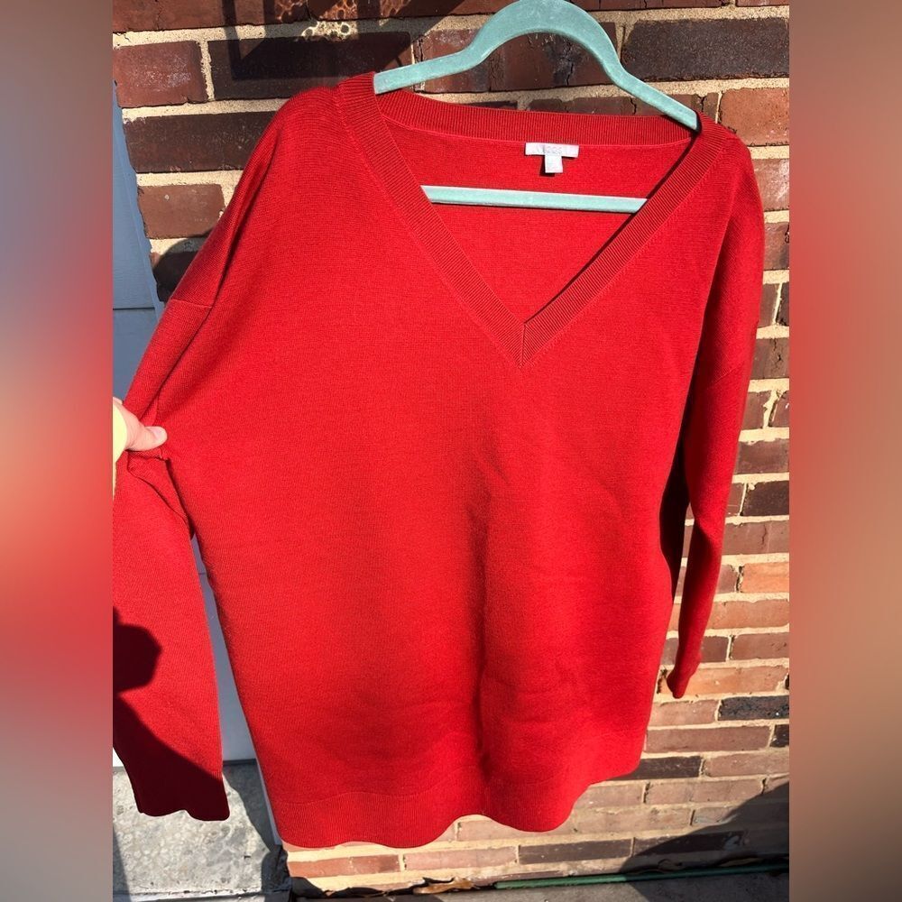 COS V-Neck Wool Sweater - Picture 3 of 8